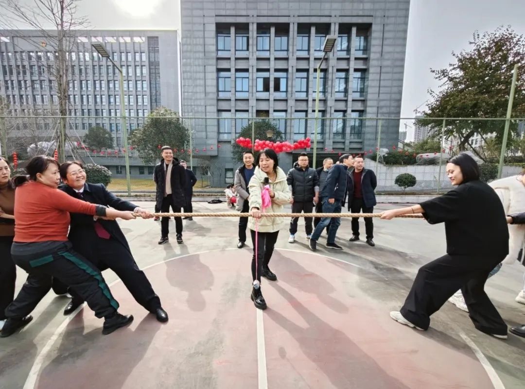 辞旧岁、迎新春，巴中市检察院举行新春游园活动